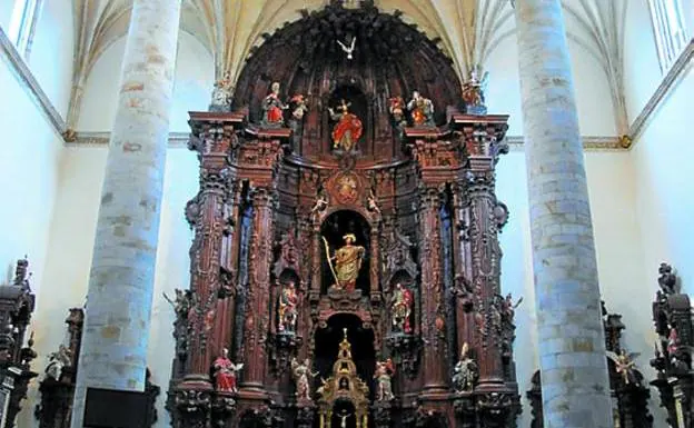 Retablo de la parroquia de Santa Marina.