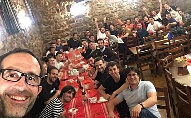 La plantilla de la Real Sociedad, reunida.