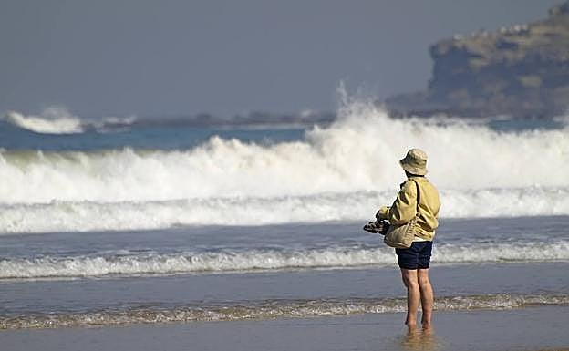 Las mujeres mayores de 65 años que viven solas se duplicarán en poco más de una década