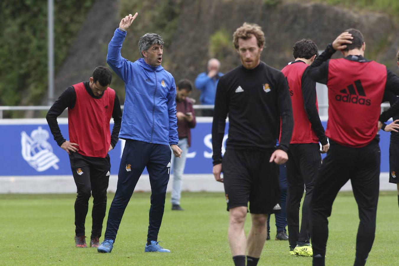 El equipo txuri-urdin se ha ejercitado con la baja de Héctor Moreno y la novedad de Le Normand 