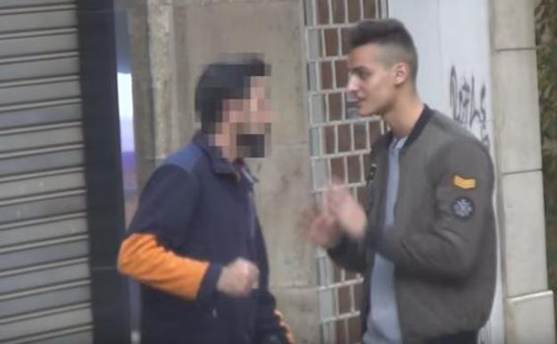 Un juzgado de Alicante impone 500.000 euros de fianza para el 'youtuber' Sergio Soler por por injurias al llamar «caranchoa» a un repartidor de pizzas
