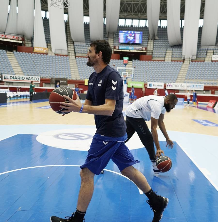El jugador Asier de la Iglesia, que padece esclerosis múltiple, jugará este domingo en ACB con el Gipuzkoa Basket.