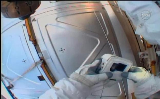 Un astronauta de la NASA hace el ridículo por un despiste tonto