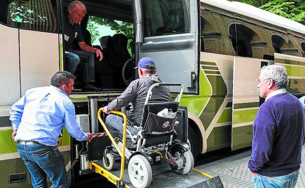 «Ir a Lourdes es la mejor medicina»