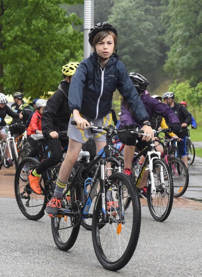 Gipuzkoa vive hoy y mañana sobre dos ruedas de la mano de la segunda feria Bicibizi, que desplegará un intenso programa de actividades, recorridos, talleres y actuaciones con la bicicleta como argumento.