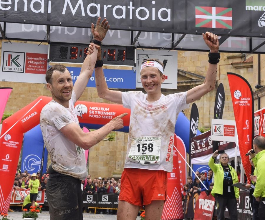El joven suizo Rémi Bonnet (23 años) se ha impuesto en la categoría masculina de la Zegama-Aizkorri tras completar la prueba en 3:53:57.