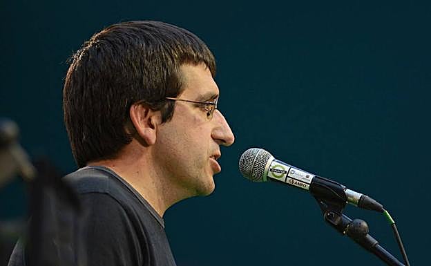 Iñaki Zelaia txapelduna artxiboko irudian