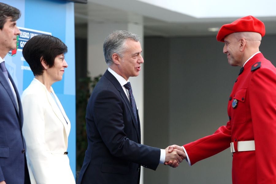 El museo de la Ertzaintza en Arkaute tendrá un «espacio permanente» dedicado a todos los agentes víctimas del terrorismo o fallecidos en acto de servicio, ha anunciado hoy el lehendakari, Iñigo Urkullu, durante la entrega de condecoraciones a ertzainas y policías de otros cuerpos.