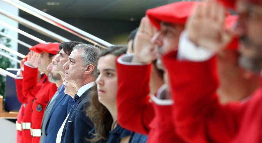 El museo de la Ertzaintza en Arkaute tendrá un «espacio permanente» dedicado a todos los agentes víctimas del terrorismo o fallecidos en acto de servicio, ha anunciado hoy el lehendakari, Iñigo Urkullu, durante la entrega de condecoraciones a ertzainas y policías de otros cuerpos.
