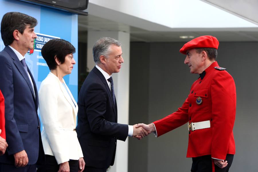 El museo de la Ertzaintza en Arkaute tendrá un «espacio permanente» dedicado a todos los agentes víctimas del terrorismo o fallecidos en acto de servicio, ha anunciado hoy el lehendakari, Iñigo Urkullu, durante la entrega de condecoraciones a ertzainas y policías de otros cuerpos.