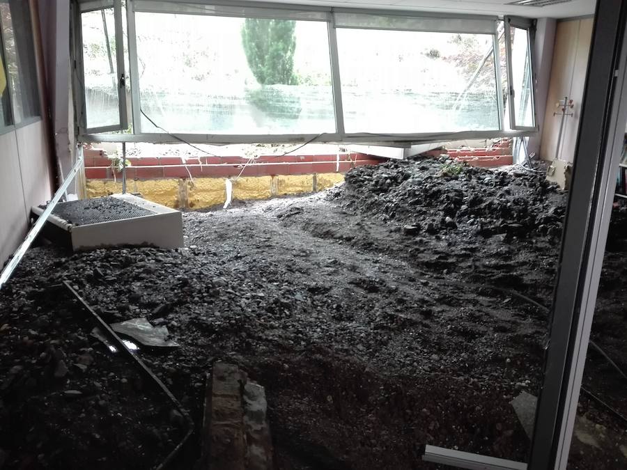 Antzuola se enfrenta este lunes al día después de la intensa tromba de agua caída el domingo y que ha provocado daños en la localidad.