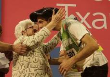 Iazko apirilean, Luzia Goñik jarri zion txapela Nafarroako txapelketa laugarren aldiz irabazi berri zuen Julio Sotori.