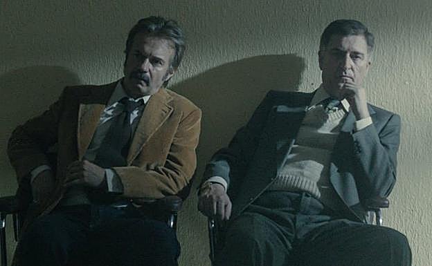 Tristán Ulloa (izquierda) en el rodaje de 'Fariña'.