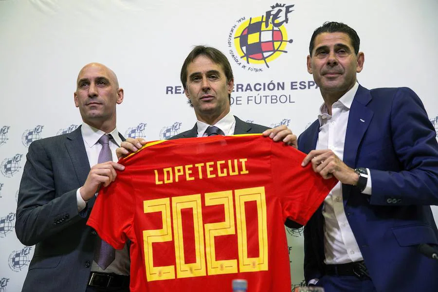 En mayo de 2018 se anunciaba la renovación por dos años más con la selección. Sin embargo, tan solo un mes después, y justo antes del arranque del Mundial, saltó la noticia de que Lopetegui sería el próximo entrenador del Real Madrid.