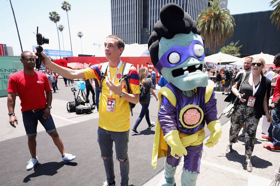 El «streaming» y otras vías de futuro para el sector de los videojuegos han sido protagonistas destacados en la feria E3, que cierra este jueves sus puertas en Los Ángeles.