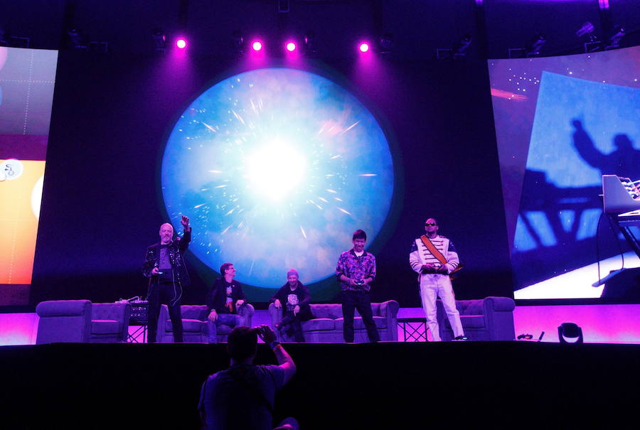 El «streaming» y otras vías de futuro para el sector de los videojuegos han sido protagonistas destacados en la feria E3, que cierra este jueves sus puertas en Los Ángeles.