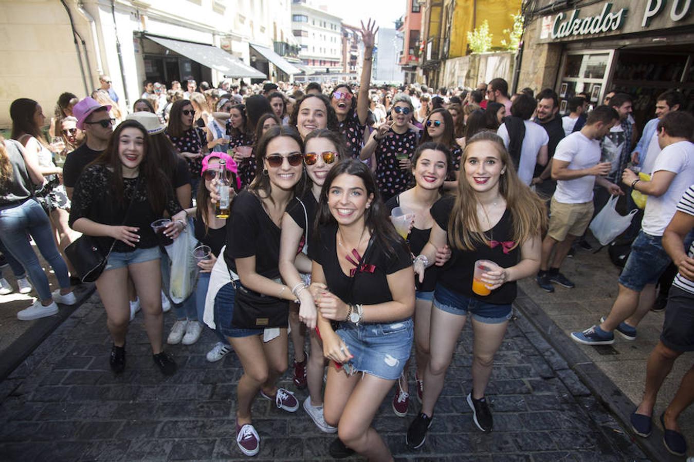 La comida de cuadrillas y diferentes actividades sirvieron de aperitivo para el arranque de las fiestas