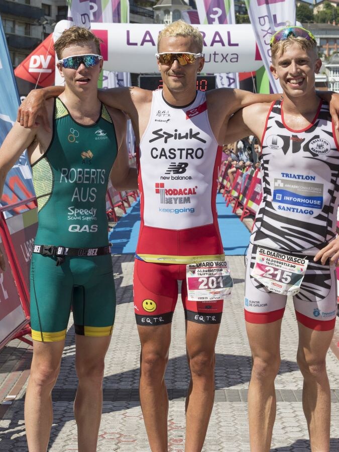 El albaceteño de 24 años David Castro se metió en el bolsillo a la entregada y numerosa afición donostiarra que aplaudió con entusiasmo eltriunfo del triatleta en el 33 Memorial Onditz disputado este domingo.