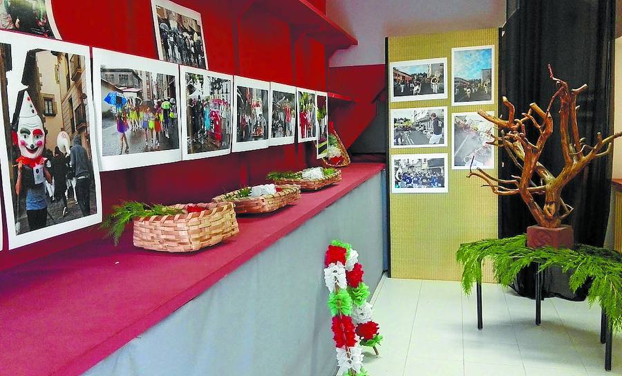 La visita es un recordatorio visual de las pasadas fiestas, y un encuentro con el arte. 