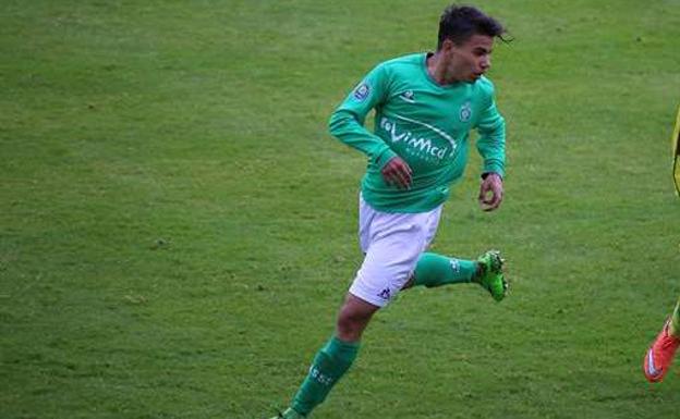 El mediapunta francés Näis Djouahra, con el filial del Saint Etienne.