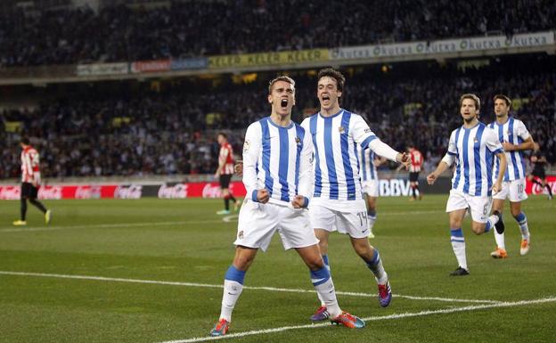 Antoine Griezmann celebra un tanto logrado con la Real Sociedad.