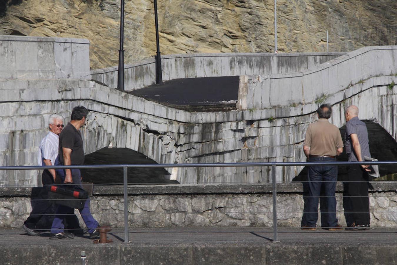 El suceso se ha producido a las cinco y cuarto de la mañana, sin que se haya registrado heridos