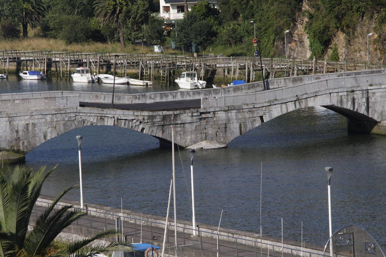 El suceso se ha producido a las cinco y cuarto de la mañana, sin que se haya registrado heridos