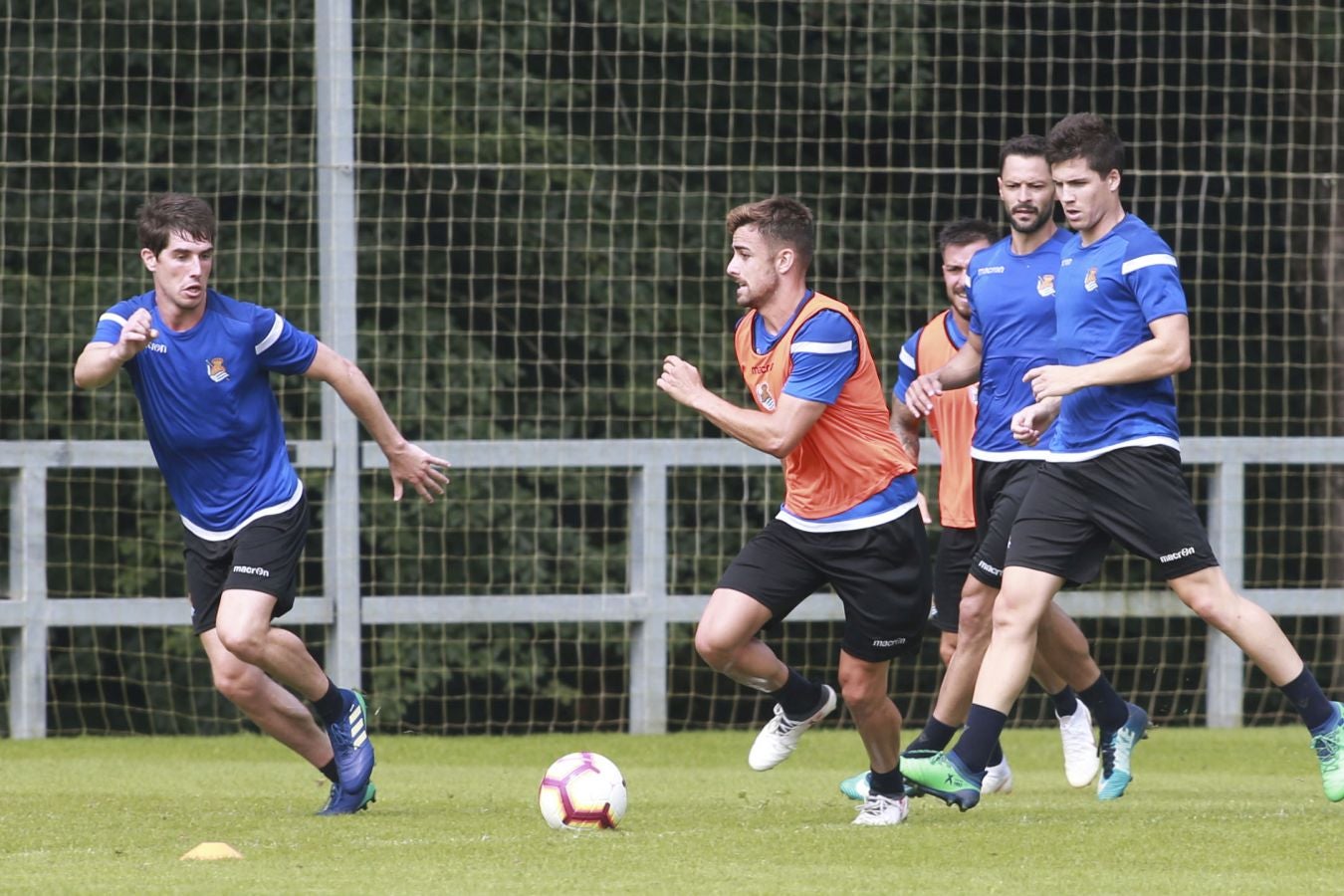 Segundo entrenamiento de la semana en Zubieta para los hombres de Asier Garitano.