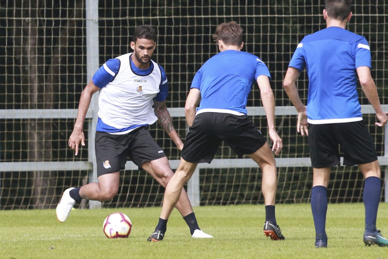 Segundo entrenamiento de la semana en Zubieta para los hombres de Asier Garitano.