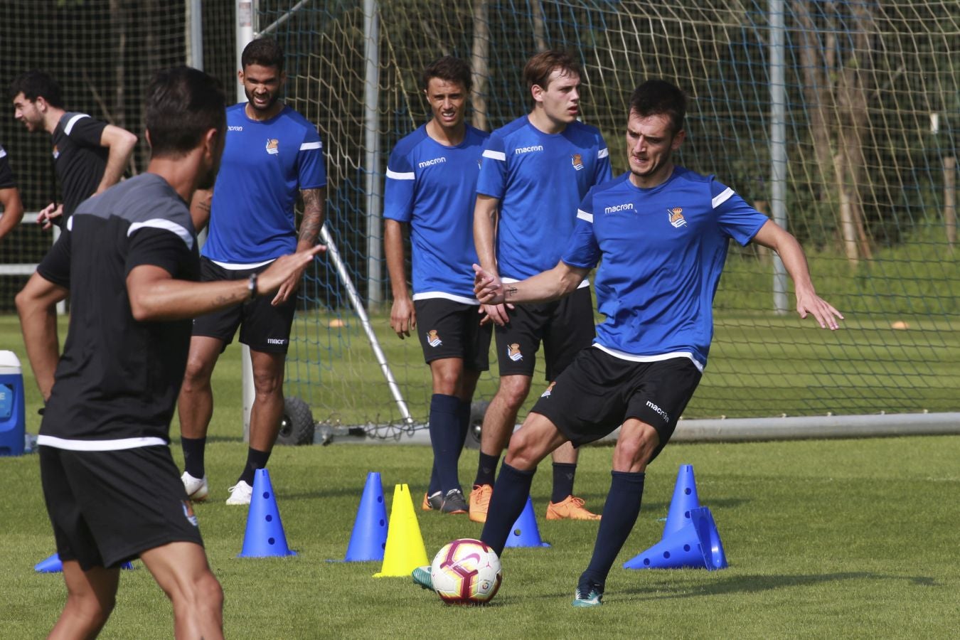 Segundo entrenamiento de la semana en Zubieta para los hombres de Asier Garitano.