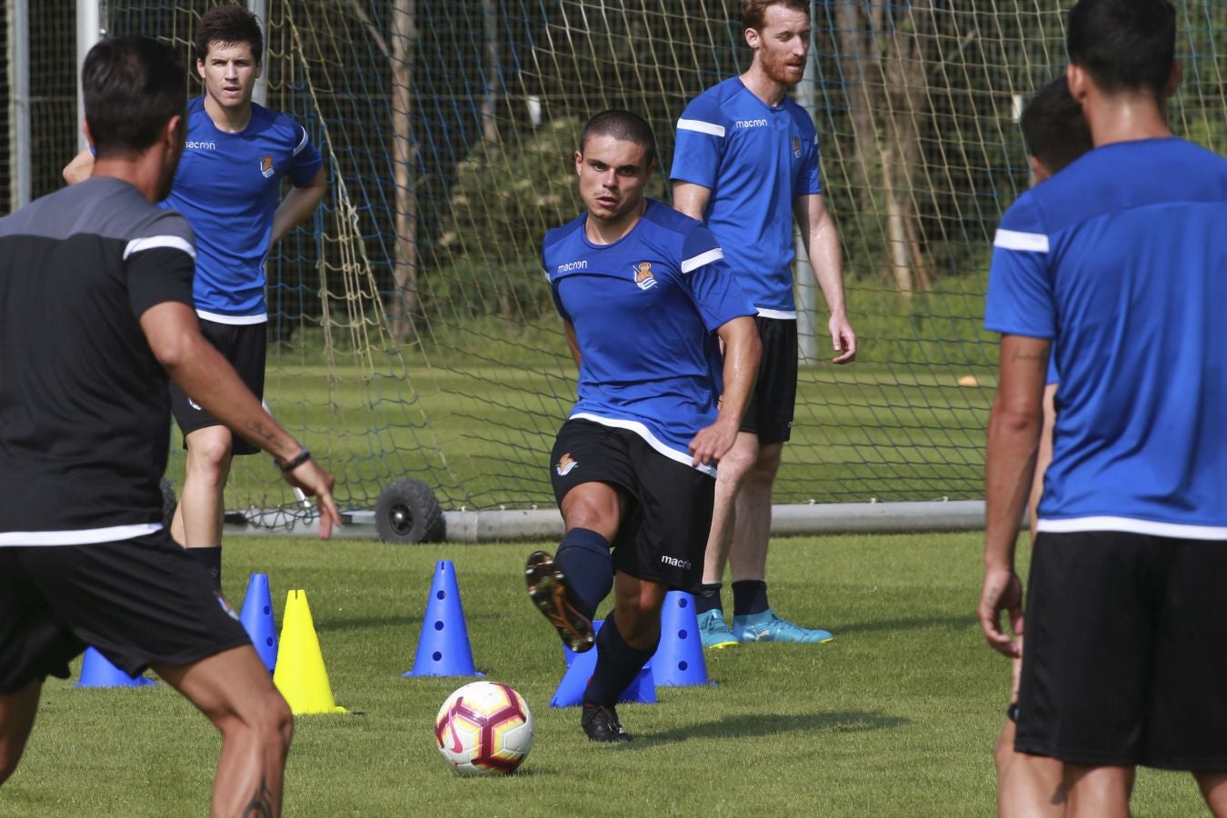 Segundo entrenamiento de la semana en Zubieta para los hombres de Asier Garitano.