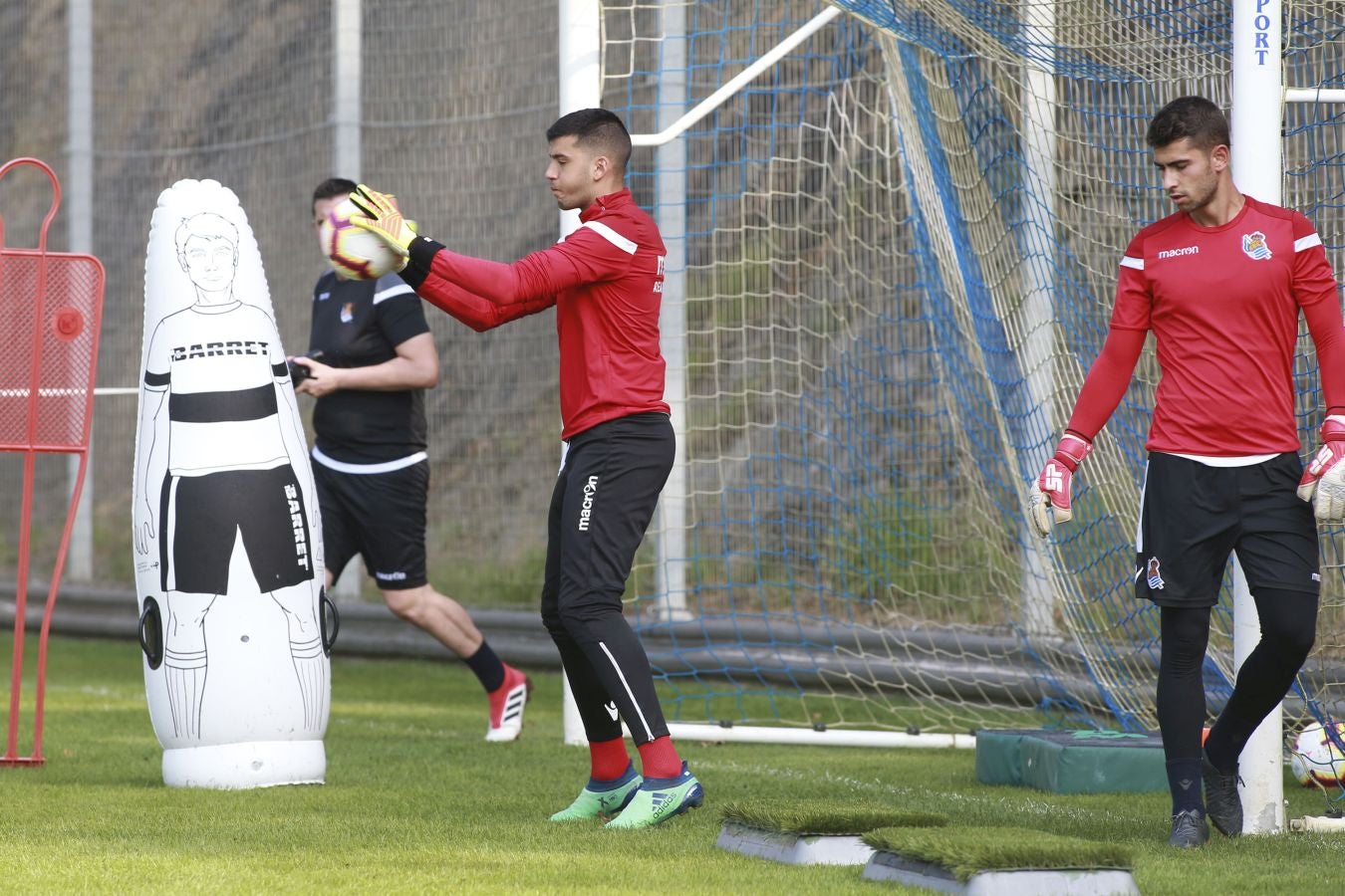 Segundo entrenamiento de la semana en Zubieta para los hombres de Asier Garitano.