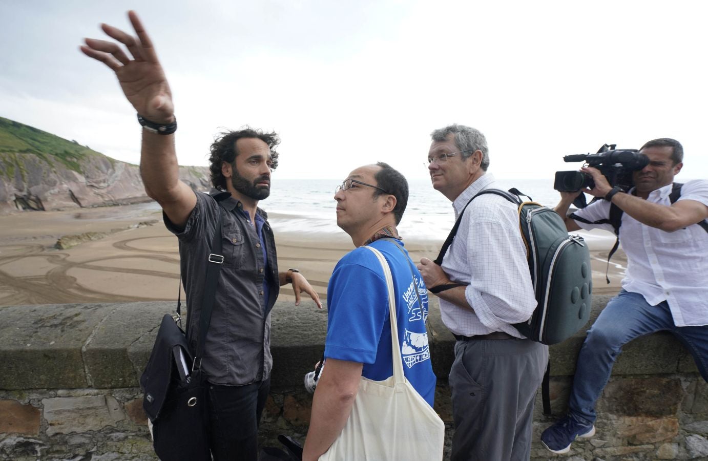 Cuatro años después de su primer proceso de revalidación, superado de manera contundente con una 'tarjeta verde', el Geoparque de la Costa Vasca acoge a evaluadores internacionales de la Unesco para determinar si continúa como Geoparque Mundial de la Unesco por un período de otros cuatro años.