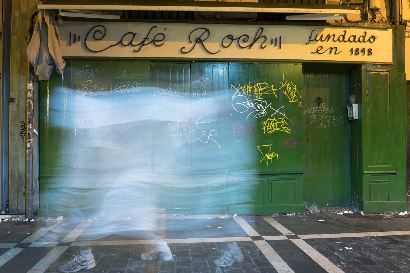 Pamplona, con sus rincones oscuros, sus fantasmas y sus leyendas de cuchillos