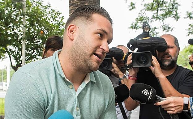 José Ángel Prenda.