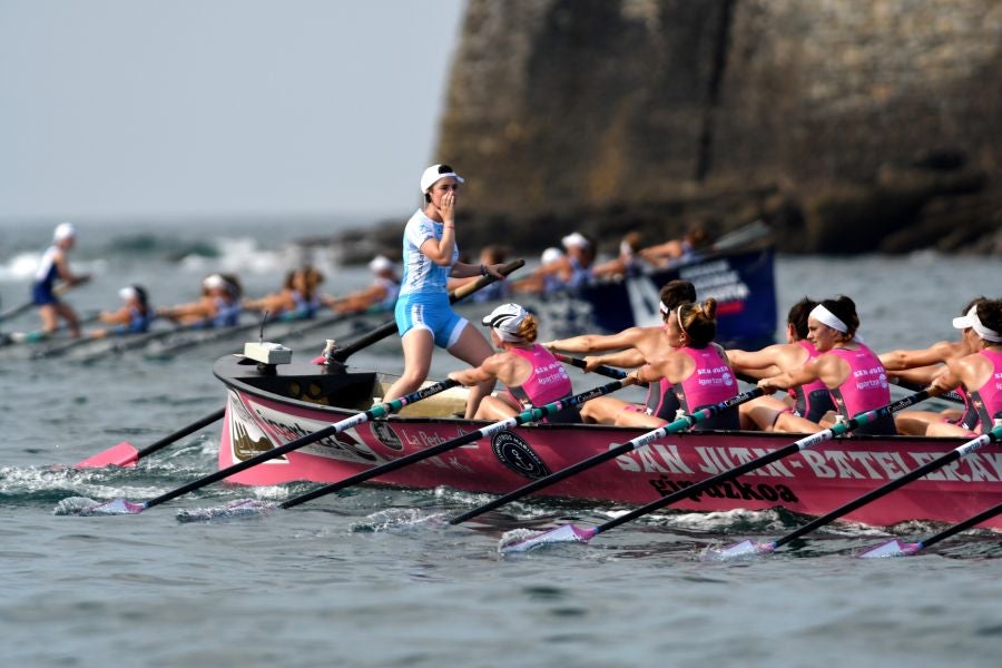 Las bateleras suman su quinta victoria liguera por delante de Orio, Arraun y Hondarribia.