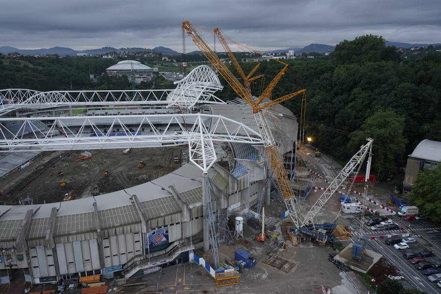La previsión es que la megaestructura que caracterizará al estadio quede configurada a mediodía