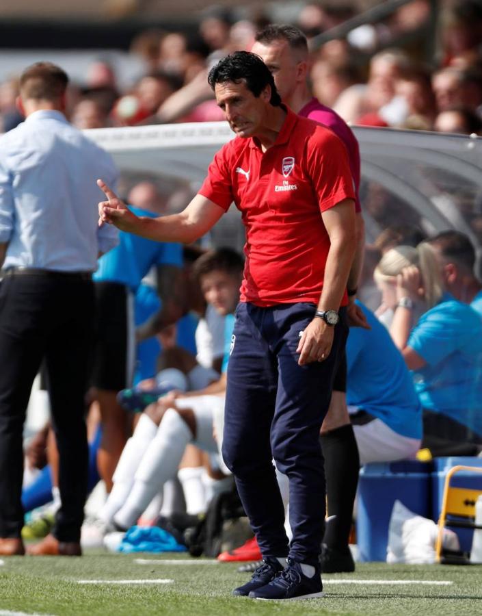 El entrenador guipuzcoano ya lidera al equipo londinense tras su paso por el PSG.
