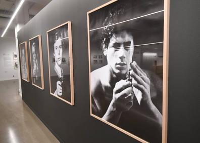 Imagen secundaria 1 - La exposición en la sala Artegunea de Eloy de la Iglesia. 