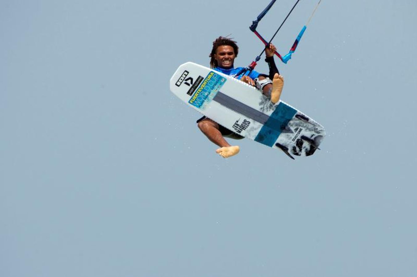 Este fin de semana se ha celebrado el campeonato del Mundo de windsurf y kitesurfing en las aguas de las playas de Jandía, en Fuerteventura.