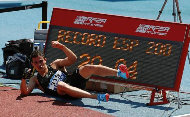 Bruno Hortelano, minutos después de batir el récord de España de 200 metros en Getafe.