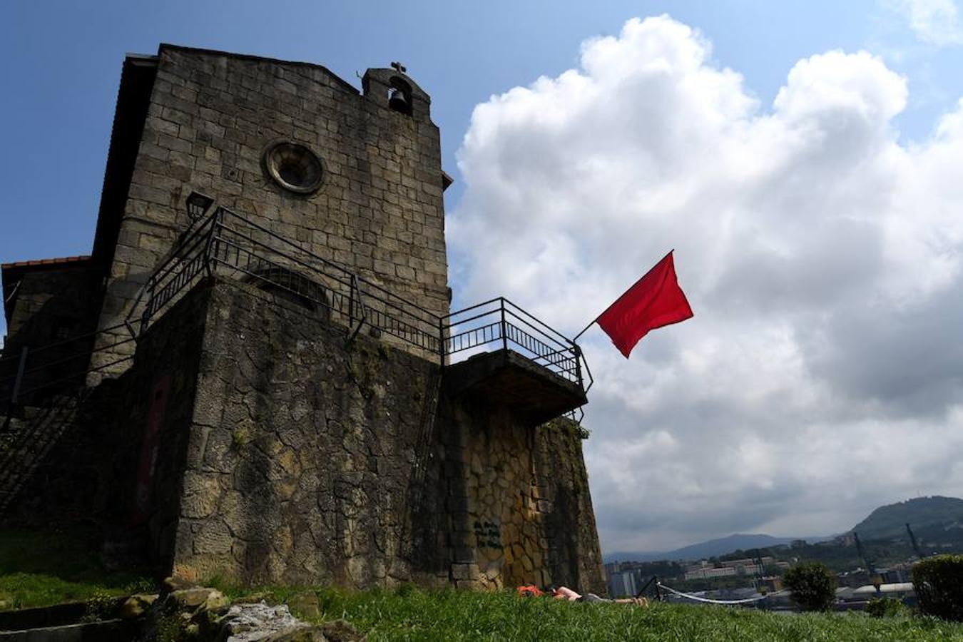 Cada vez son más los peregrinos que escogen el Camino del Norte para llegar hasta Santiago de Compostela
