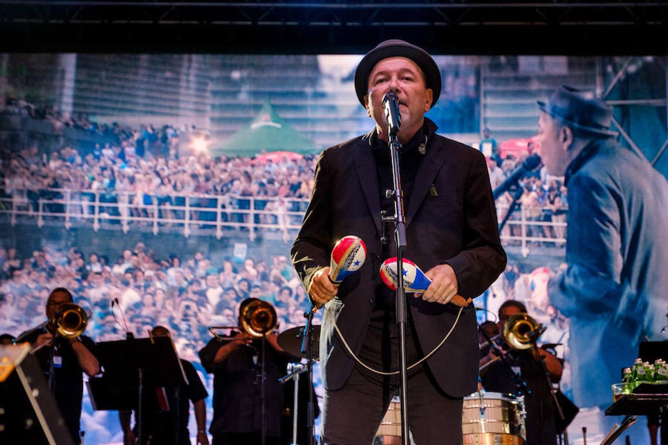 La estrella de esta apertura del Festival de Jazz de San Sebastián interpretó muchos de los clásicos que han brotado de su pluma durante casi medio siglo de poesía