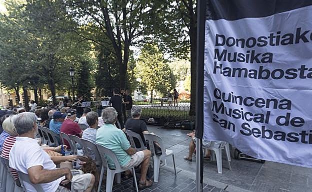 La música llega a muchos puntos de la ciudad. 