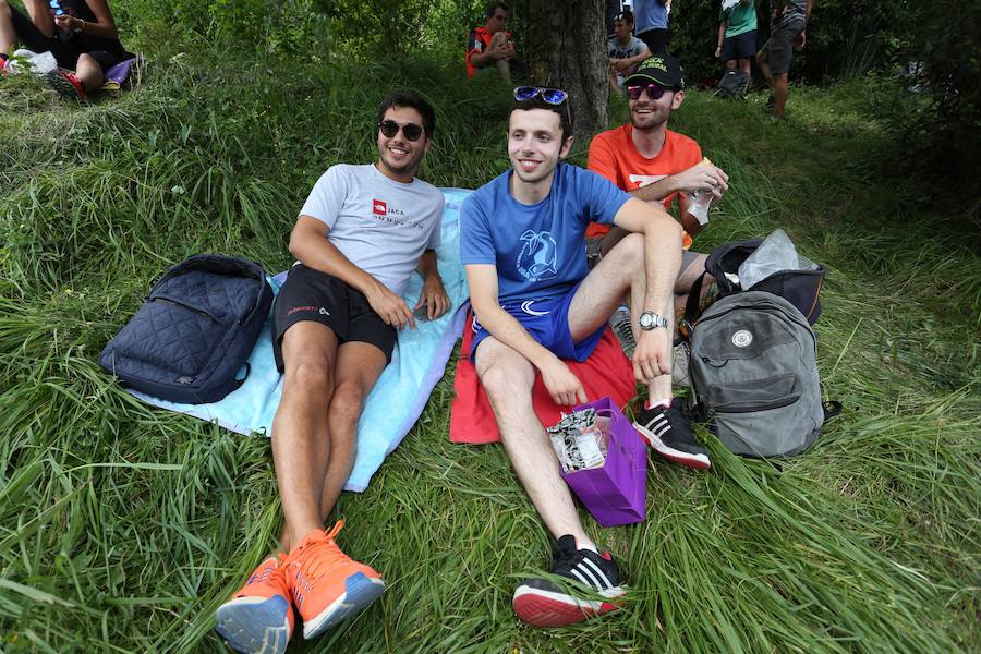 Un gran ambiente en la subida final de la clasica San Sebastián 2018, a los ciclistas no les faltará apoyo