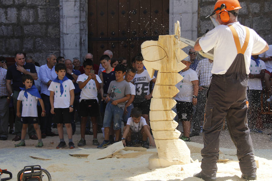 as fiestas de Itziar, las Kopraixak, comenzaron el sábado y concluirán el miércoles. Ayer celebraron uno de los actos más queridos por los itziartarras., el relacionado con el culto y devoción a la Virgen de Itziar. 