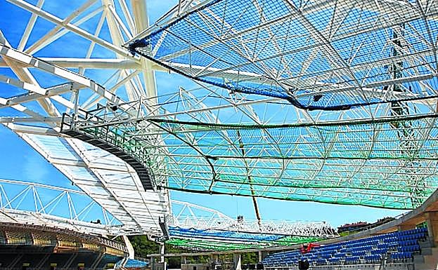 Redes de seguridad en la cubierta. 