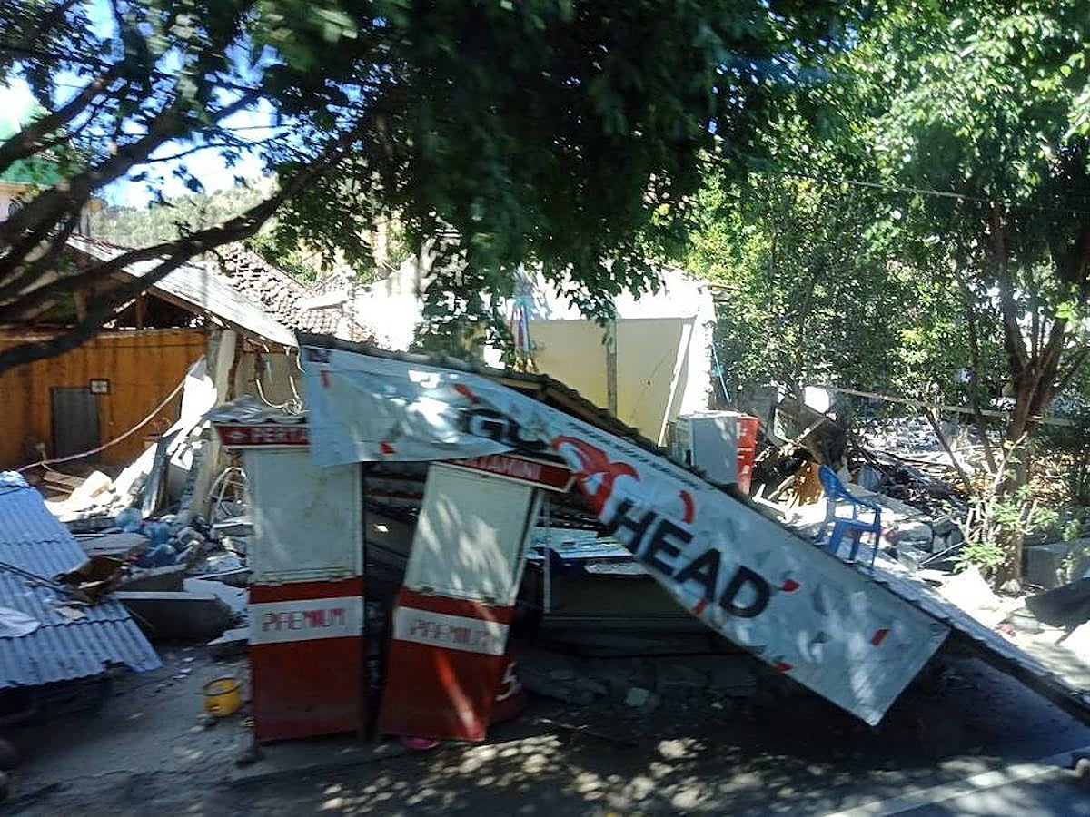 El terremoto destrozó todo lo que se encontró por delante.