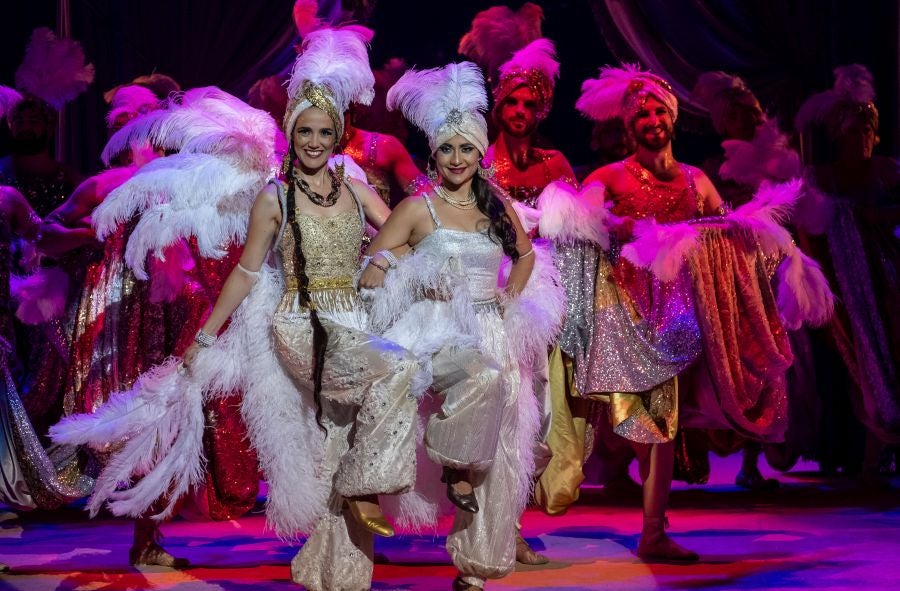 Paolo Arrivabeni dirige esta producción que se estrenó en mayo en Buenos Aires y transmite «las ganas de vivir queda la música de Rossini» 