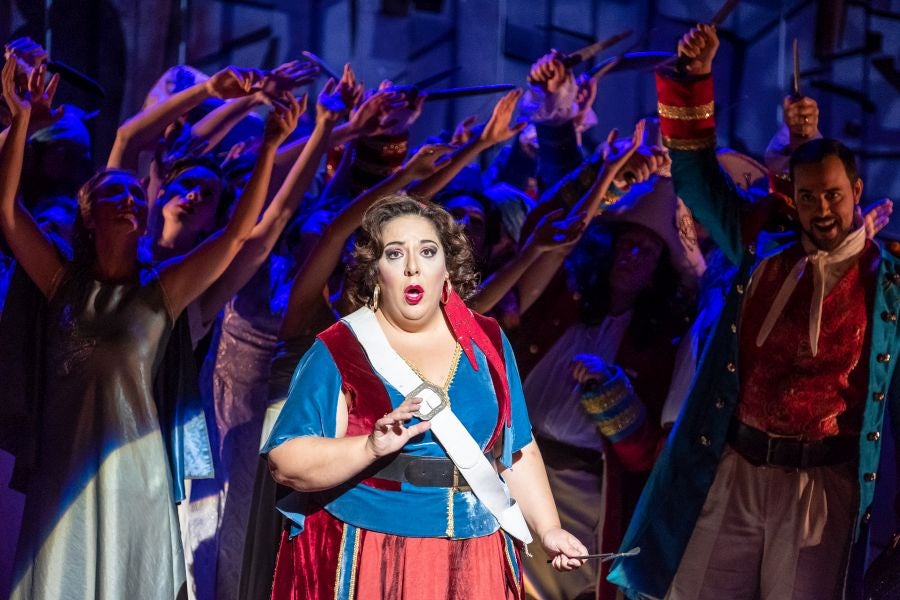 Paolo Arrivabeni dirige esta producción que se estrenó en mayo en Buenos Aires y transmite «las ganas de vivir queda la música de Rossini» 